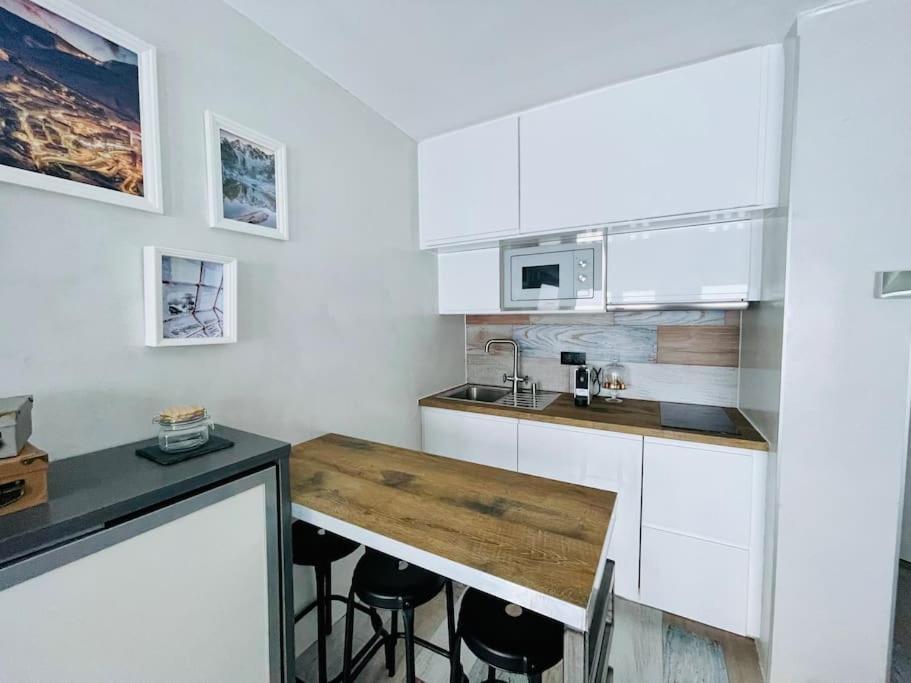 Estudio Pas De La Casa Pie De Pista-Vistas-Wiffi-Netfli Hut 7353 外观 照片