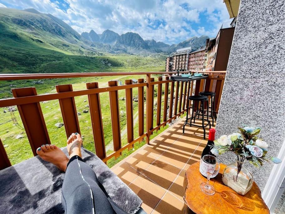 Estudio Pas De La Casa Pie De Pista-Vistas-Wiffi-Netfli Hut 7353 外观 照片